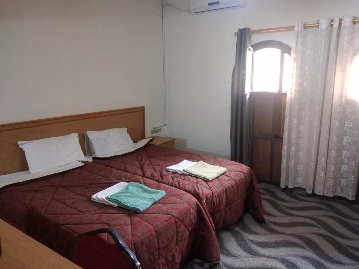 Queen Ayloa Hotel&Restaurant Мадаба Экстерьер фото