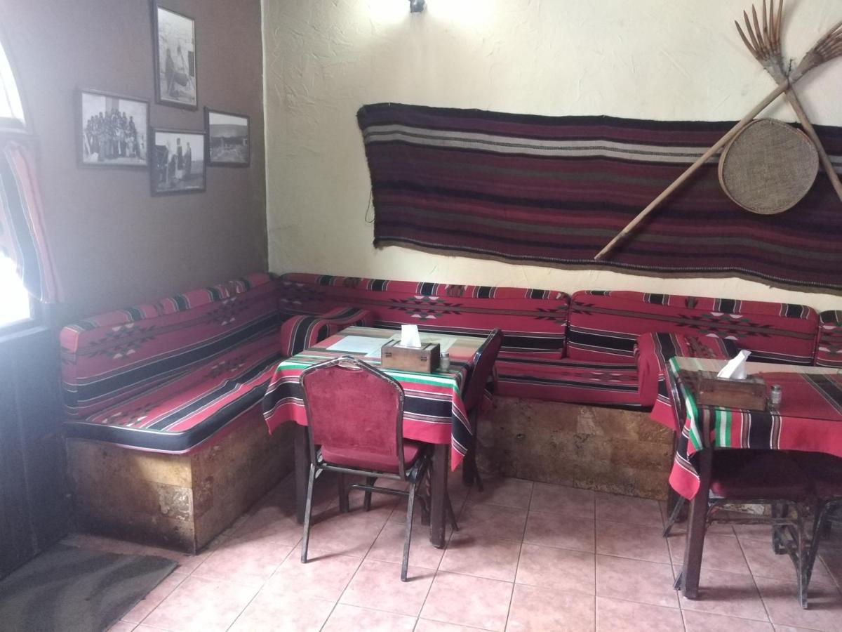 Queen Ayloa Hotel&Restaurant Мадаба Экстерьер фото